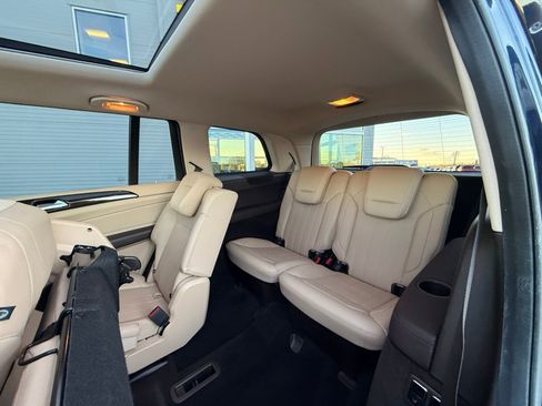 Used 2018 Mercedes-Benz GLS 450 4MATIC w/ Premium Package image 27