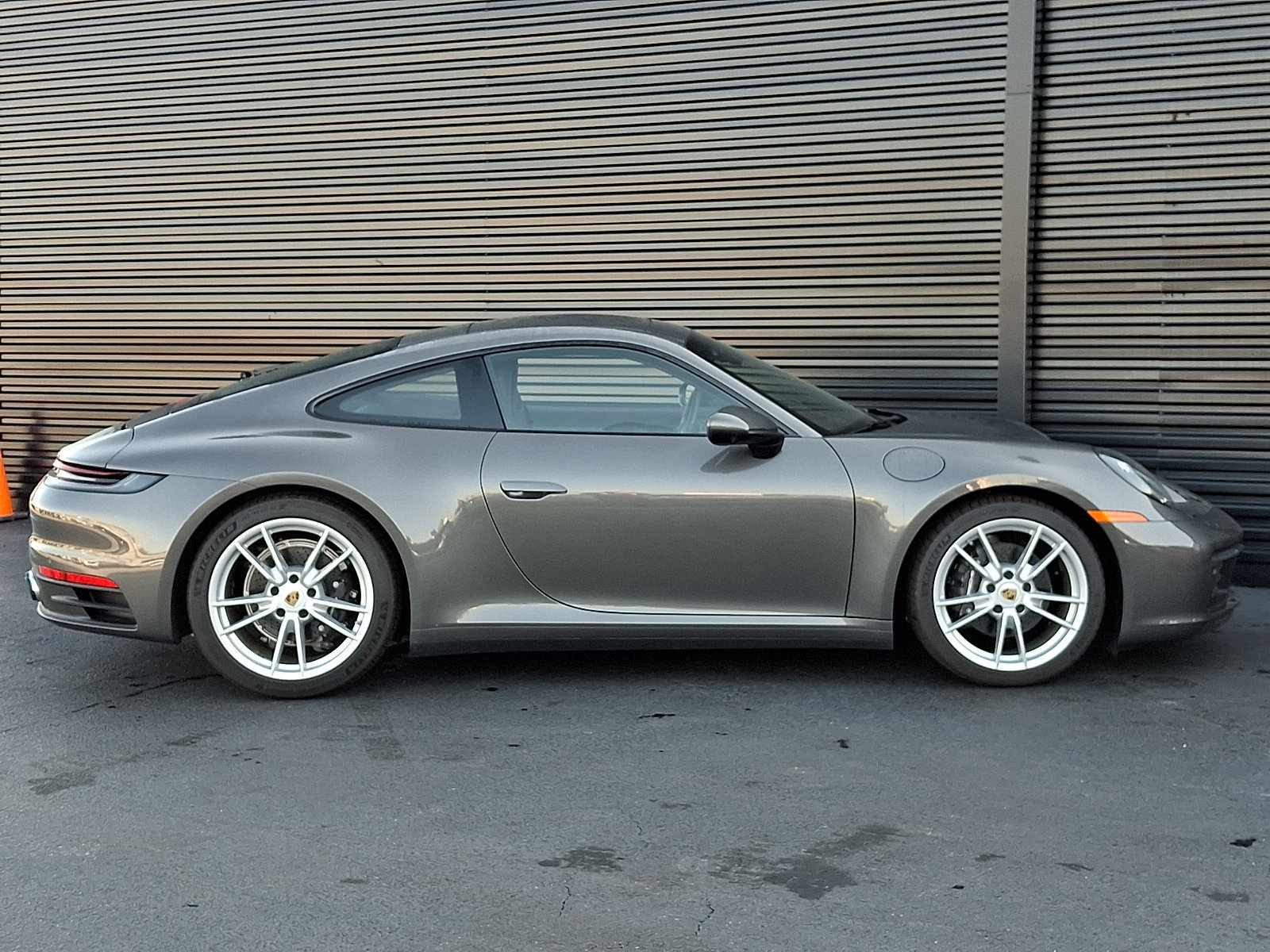 Certified 2024 Porsche 911 Carrera RWD image 8