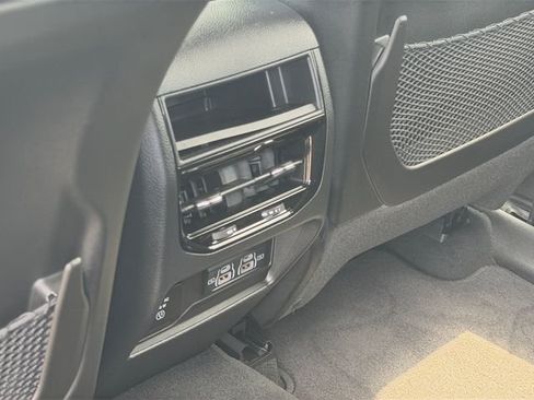 Certified 2023 Jeep Grand Cherokee Laredo w/ Luxury Tech Group I AWD/4WD image 13