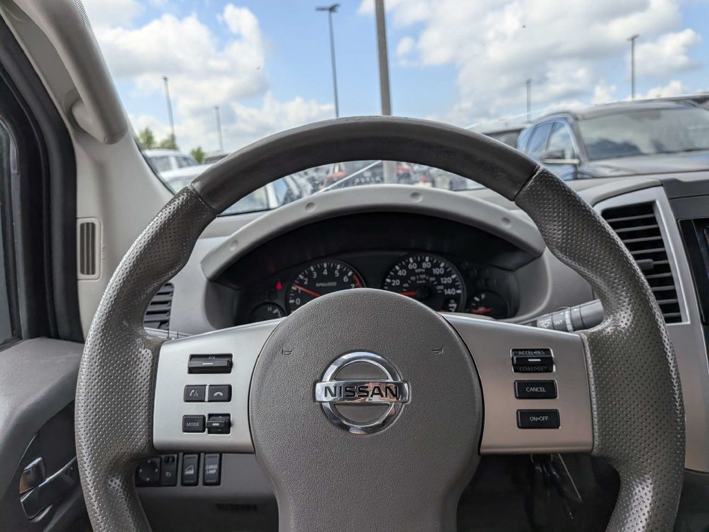 Used 2016 Nissan Frontier SV AWD/4WD image 20