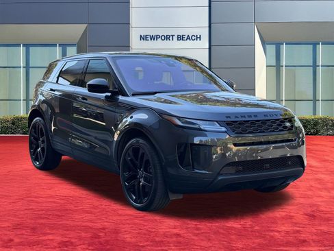 Used 2020 Land Rover Range Rover Evoque SE AWD/4WD image 8