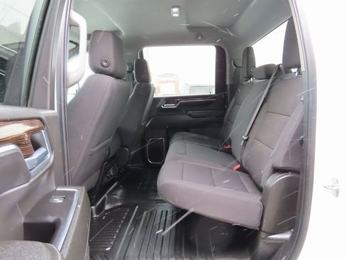Used 2024 GMC Sierra 3500 SLE image 20