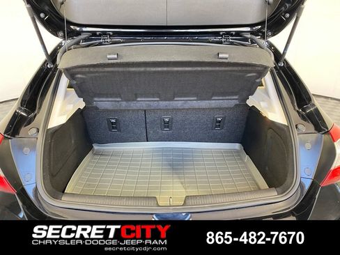 Used 2018 Chevrolet Cruze LT w/ Convenience Package FWD image 28