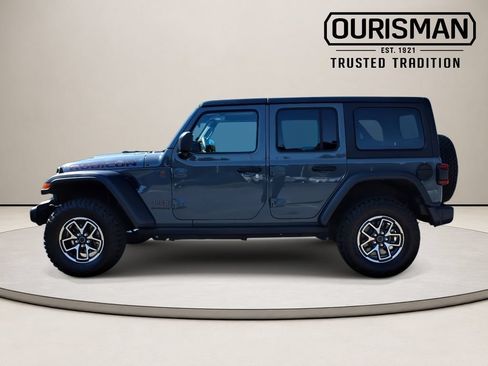 Used 2024 Jeep Wrangler Unlimited Rubicon AWD/4WD image 6