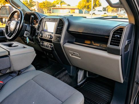 Used 2022 Ford F350 XL w/ STX Appearance Package image 15