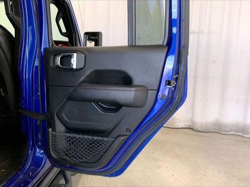 Used 2019 Jeep Wrangler Unlimited Rubicon AWD/4WD image 23