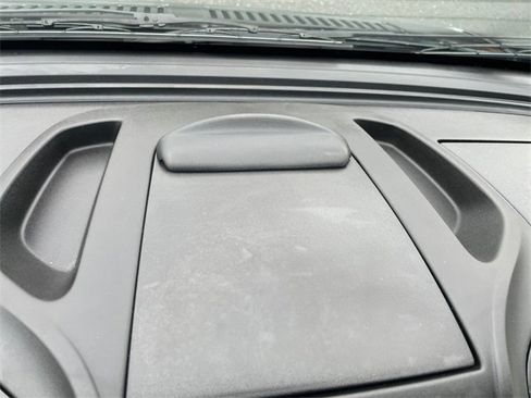 Used 2021 RAM ProMaster 2500 w/ Convenience Group image 24