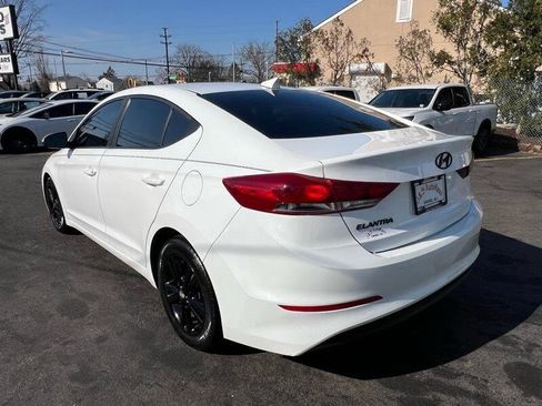 Used 2018 Hyundai Elantra SEL image 4