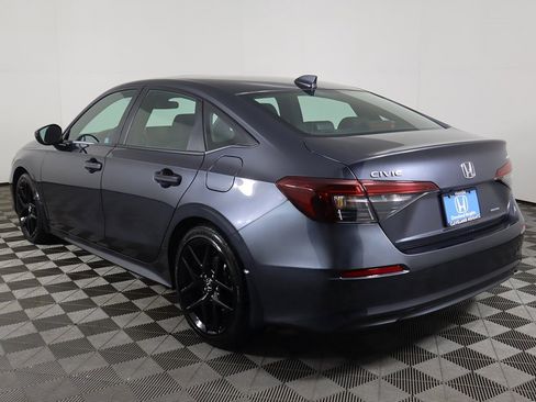 Used 2025 Honda Civic Sport image 9