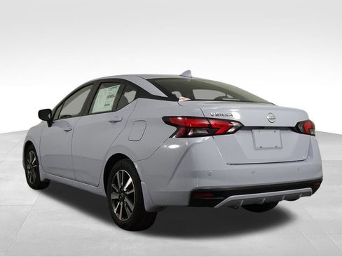 New 2025 Nissan Versa SV w/ Trunk Package FWD image 3