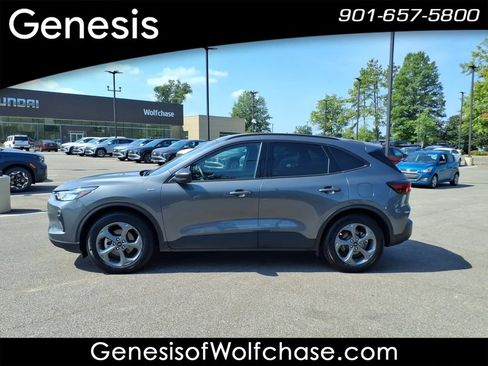 Used 2025 Ford Escape ST-Line FWD image 2