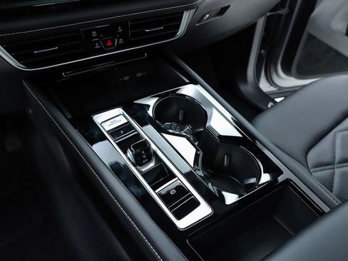 New 2026 Volkswagen Atlas Cross Sport SE AWD/4WD image 24