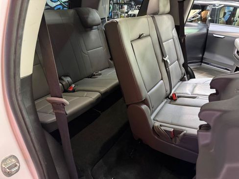 Used 2018 Chevrolet Tahoe LT AWD/4WD image 19