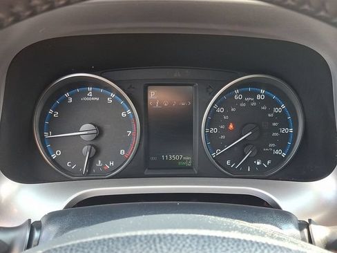 Used 2018 Toyota RAV4 XLE w/ Plus Extra Value Package AWD/4WD image 20