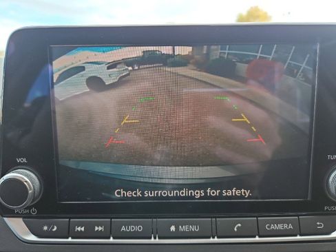 Used 2023 Nissan Altima 2.5 SV image 19