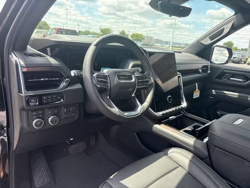 New 2026 GMC Yukon XL Denali w/ Advanced Technology Package AWD/4WD image 18