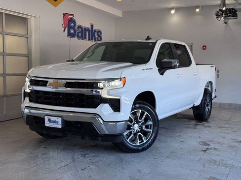 Certified 2023 Chevrolet Silverado 1500 LT image 2