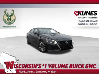 Used 2025 Nissan Altima 2.5 SV video 1