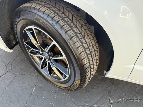 Used 2019 Dodge Grand Caravan GT FWD image 30