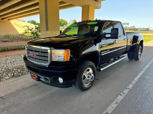 Used 2012 GMC Sierra 3500 Denali AWD/4WD image 7