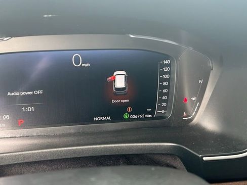 Used 2024 Honda Pilot Elite image 17