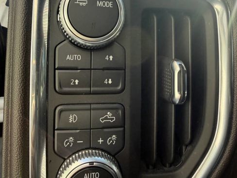 Used 2021 GMC Sierra 2500 Denali w/ Denali Ultimate Package AWD/4WD image 12