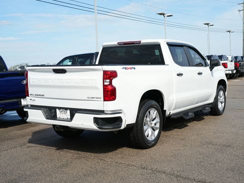 Used 2022 Chevrolet Silverado 1500 Custom image 4