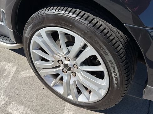 Used 2012 Land Rover Range Rover Sport HSE image 10