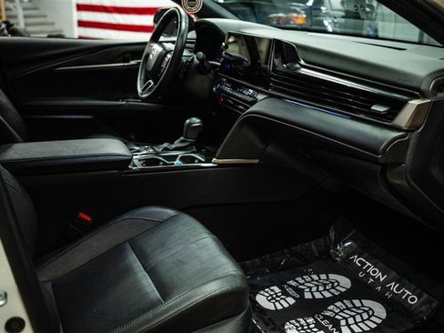 Used 2025 Toyota Camry XSE image 13