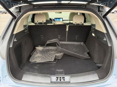 Used 2025 Lincoln Corsair AWD w/ Equipment Group 101A image 13