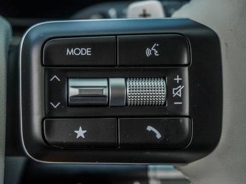Used 2026 Hyundai Santa Fe SE FWD image 35