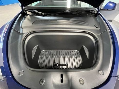 Used 2021 Tesla Model Y Long Range AWD/4WD image 26