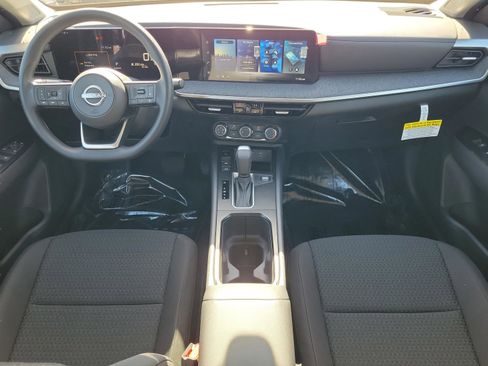 New 2026 Nissan Kicks S image 12