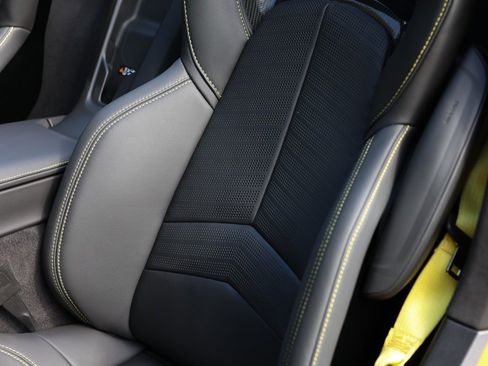 Used 2025 Chevrolet Corvette Z06 w/ Chrome Exterior Badge Package image 36