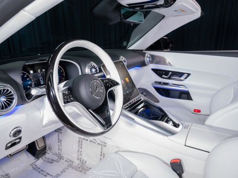 New 2026 Mercedes-Benz Maybach SL 680 image 20