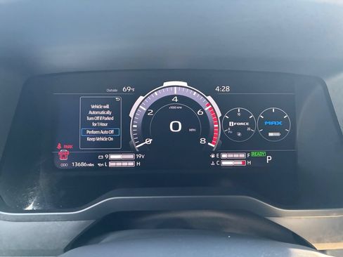 Used 2026 Toyota Sequoia Platinum AWD/4WD image 14