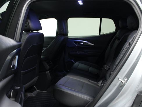 Used 2024 Chevrolet Equinox EV LT FWD image 13