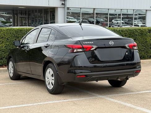 Certified 2025 Nissan Versa S w/ Trunk Package image 7