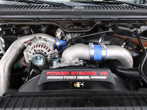 Used 2003 Ford Excursion Eddie Bauer image 44