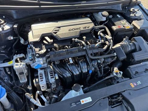 Certified 2025 Hyundai Elantra SEL w/ Cargo Package image 30