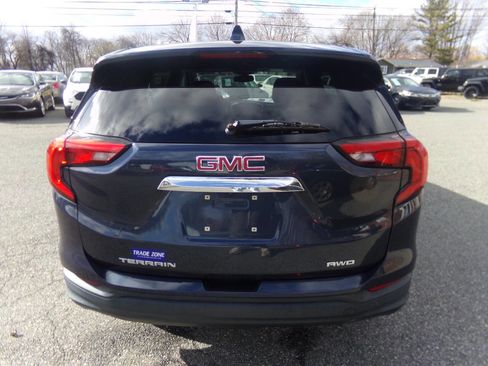 Used 2018 GMC Terrain SLE image 8