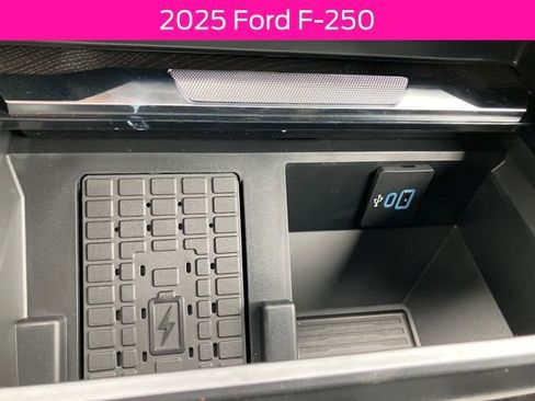 New 2025 Ford F250 Platinum AWD/4WD image 36