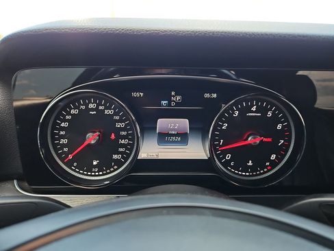 Certified 2017 Mercedes-Benz E 300 4MATIC image 28
