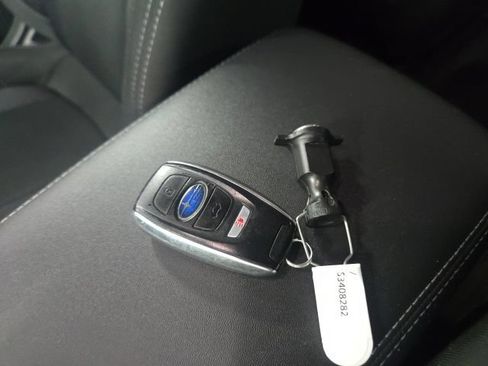 Used 2025 Subaru Ascent Premium AWD/4WD image 32