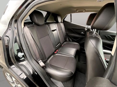 Used 2022 Buick Encore Preferred w/ Safety Package AWD/4WD image 19
