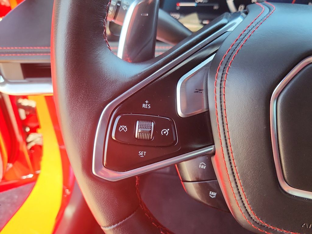 Used 2020 Chevrolet Corvette Stingray Premium Cpe w/ 3LT Preferred Equipment Group RWD image 19