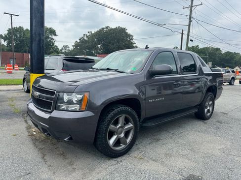 Used 2010 Chevrolet Avalanche LS w/ Interior Plus Package AWD/4WD image 1