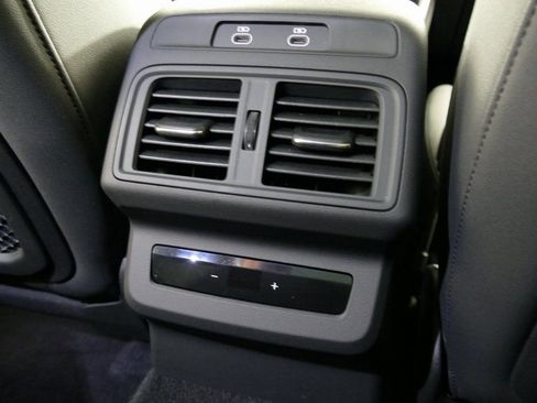 Used 2025 Audi Q5 Premium Plus w/ Premium Plus image 26