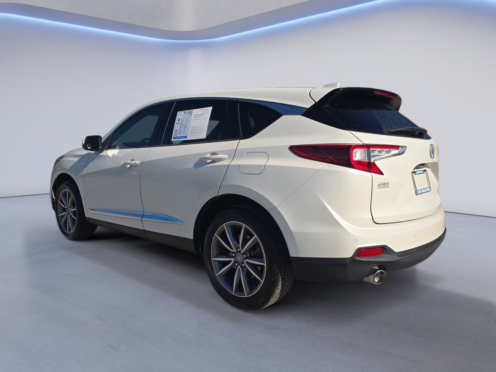 Used 2020 Acura RDX w/ Technology Package FWD image 3