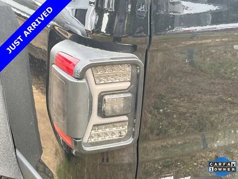 Used 2021 Jeep Gladiator Mojave AWD/4WD image 8